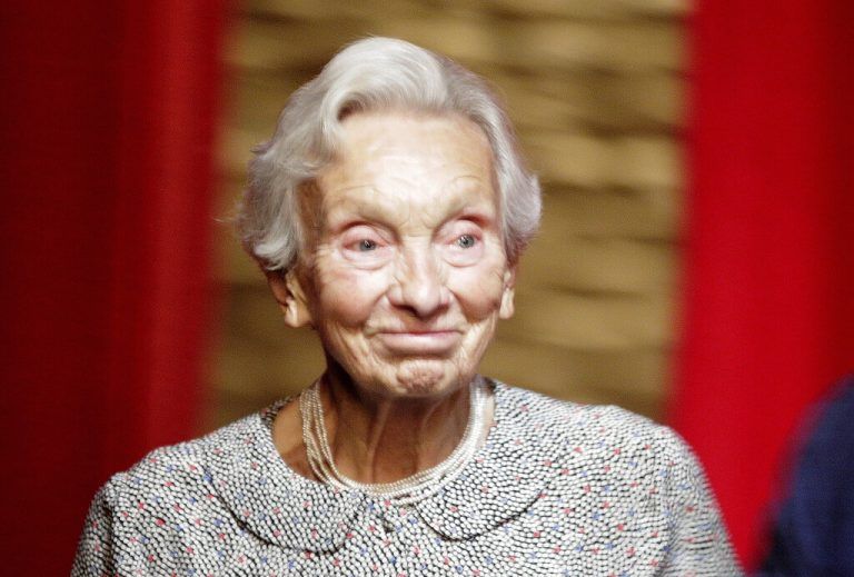 Ilse Helbich anlässlich der Lesung „Vineta“, zum 90. Geburtstag der Autorin in Wien. APA
