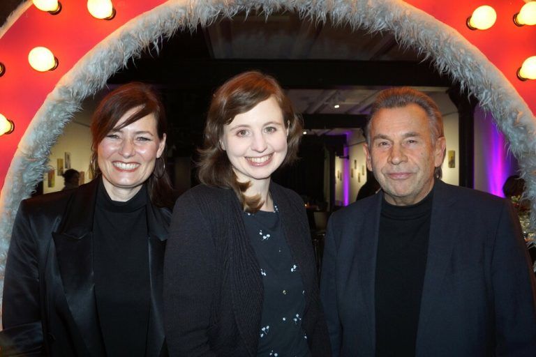 Regisseurin Sabine Lorenz, die preisgekrönte Autorin Irene Diwiak und Hubert Dragaschnig (v.l.).privat (7)
