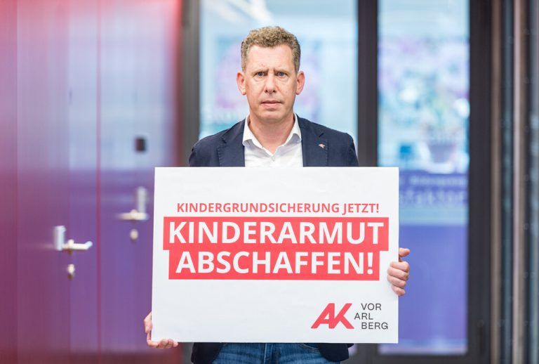 Bernhard Heinzle fordert Maßnahmen gegen die Kinderarmut.AK Vorarlberg
