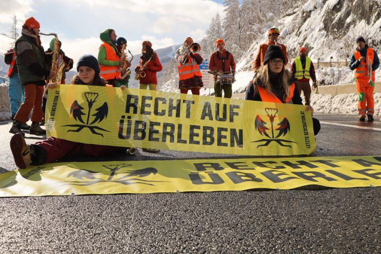 Die Brennerautobahn wurde blockiert.APA/Letzte Generation