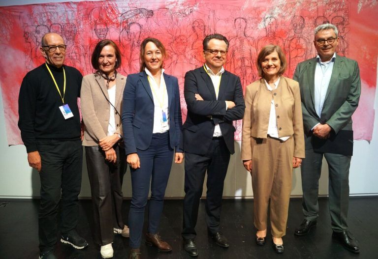 Michael Rauth, Olga Okunev, Judith Reichart, Renger van den Heuvel, Barbara Schöbi-Fink und Peter Waas (v.l.).Ritter (7)
