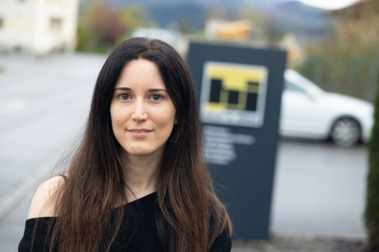 Abbruch der alten Ziegelbrennerei von Hilti, Mettauer. Kleines Bild Anna Hilti. Arno meusburger, Klaus Hartinger