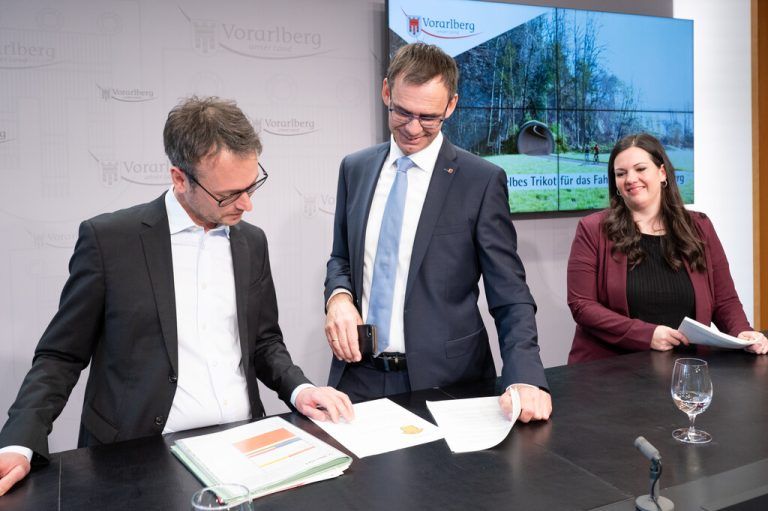 Begutachten die Pläne: Zadra, Wallner, Schwendinger.VLK