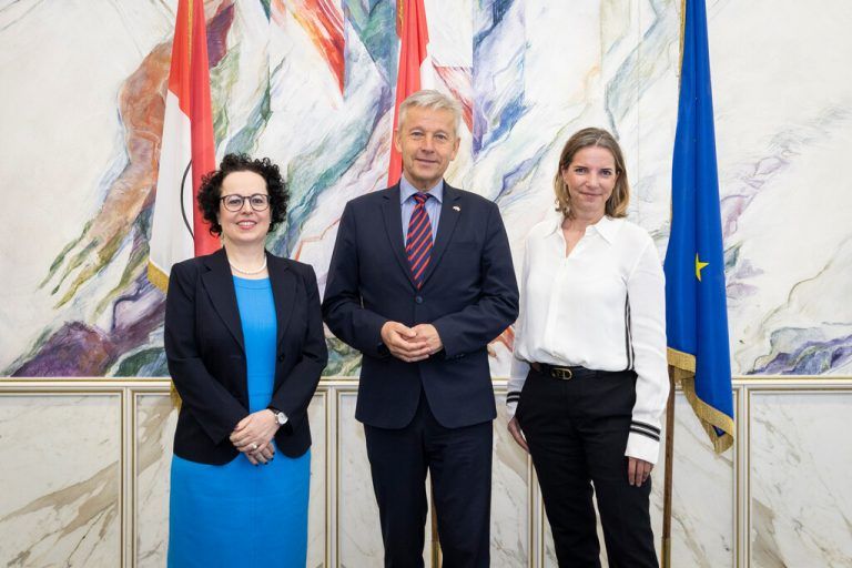 Christine Schwarz-Fuchs, Reinhold Lopatka und Gerda Schnetzer-Sutterlüty (von links) stellten ihre Vorstellungen von der Entwicklung der EU vor.VP Vorarlberg