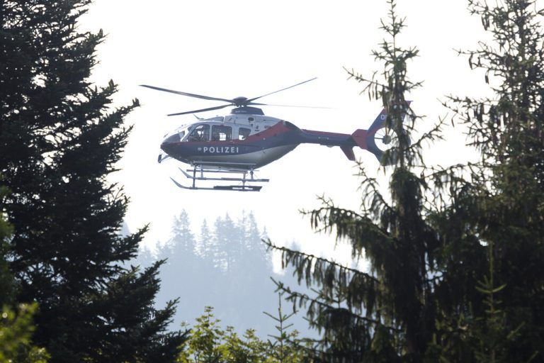 Der Polizeihubschrauber Libelle war im Einsatz. symbol/APA