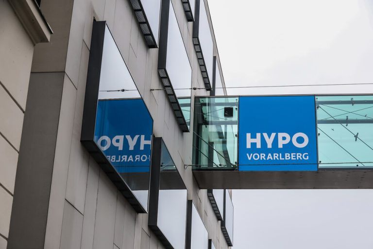 Die Hypo Vorarlberg Bank AG wird erneut wegen ihrer Kreditvergaben kritisiert.Steurer