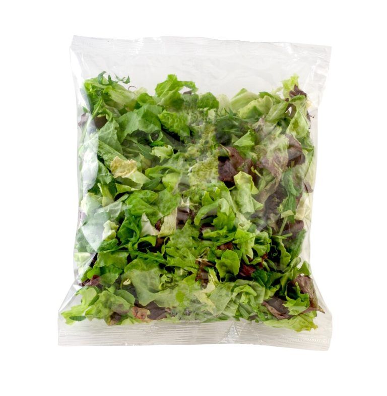 Essfertige Blattsalate im Plastikbeutel ließ die AK unter die Lupe nehmen.Symbolbild/Shutterstock
