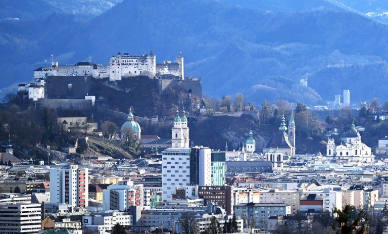 In der Stadt Salzburg und den Salzburger Gemeinden wurde am Sonntag gewählt.APA/BARBARA GINDL, Hartinger, Steurer