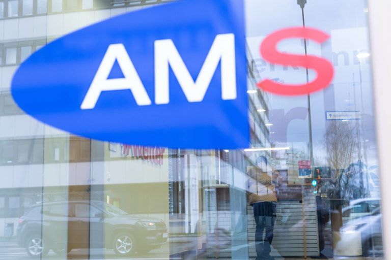 Mehr Arbeitslose vor allem in Industrie und Bauwirtschaft.hartinger