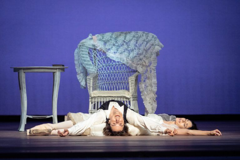 Tänzer Timoor Afshar (Armand) und Tänzerin Ketevan Papava (Marguerite). APA/ASHLEY TAYLOR