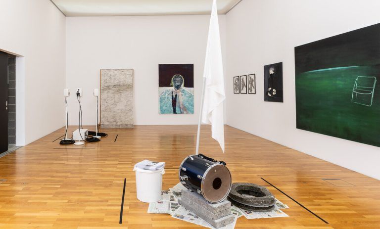 Die angekauften Werke sind bis 9. Juni im Kunstraum Remise Bludenz ausgestellt; Claudia Voit, Andrea Fink, Isabella Marte, Cornelia Mathis-Rothmund und Wolfgang Maurer (v.l).Sieglinde Wöhrer/Erhard Sprenger