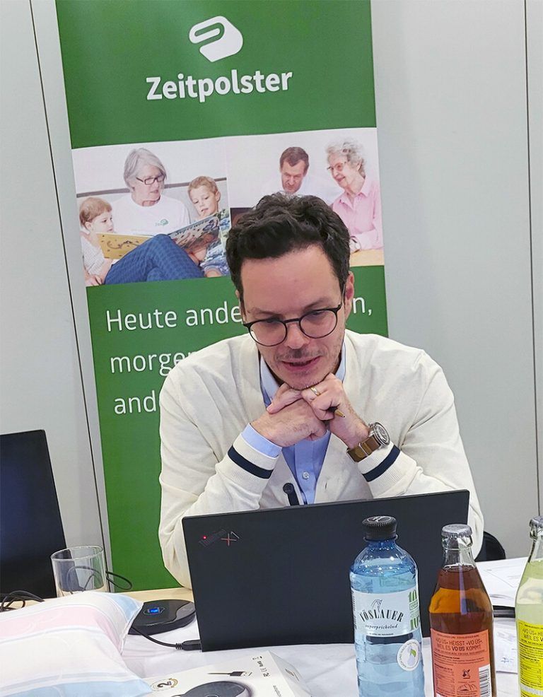 Mario Enzinger von der ifs-Gewaltberatung. zeitpolster