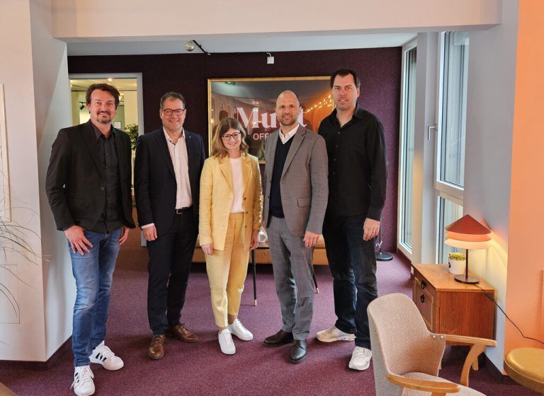 Michael Metzler, Martin Jäger, Selina Staggl, Marco Tittler und Thomas Gabriel (v.l.).handout