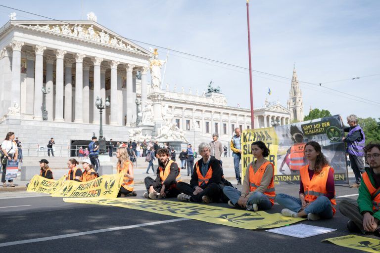 Die Großproteste wurden lanciert. reuters/elisabeth mandl