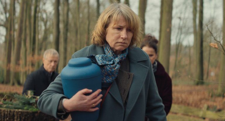 Ein bewegendes Porträt familiärer Entfremdung und verpasster Chancen. polyfilm (2)