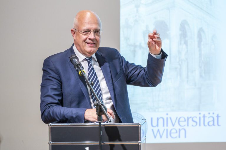 Wolfgang Mazal hielt im Rahmen des Jubiläums einen Gastvortrag.Daniel Furxer