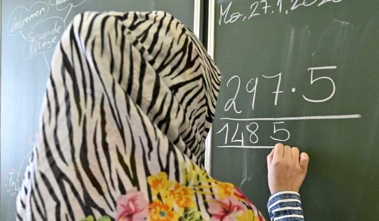 19 Prozent der Vorarlberger Schüler sind keine österreichischen Staatsbürger. apa/neubauer