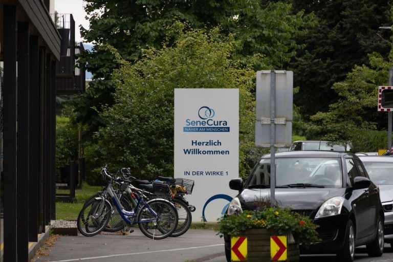 Das Senecura-Sozialzentrum „In der Wirke“ in Hard wird mit schwerwiegenden Vorwürfen konfrontiert.hartinger