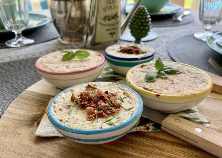 Einfach aufs Brot zum Aperitif, zu gegrilltem Gemüse, Fleisch oder Fisch oder zum Verfeinern von Kartoffeln und Pasta.Ulrike Hagen