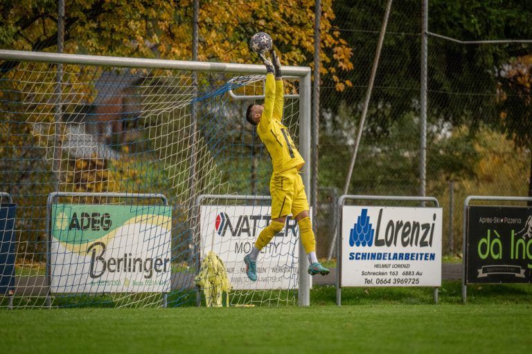 Ion Sorin Chitu in Aktion für den FC Au, mit dem der Rumäne im Frühjahr den Aufstieg in die Landesliga schaffte.
