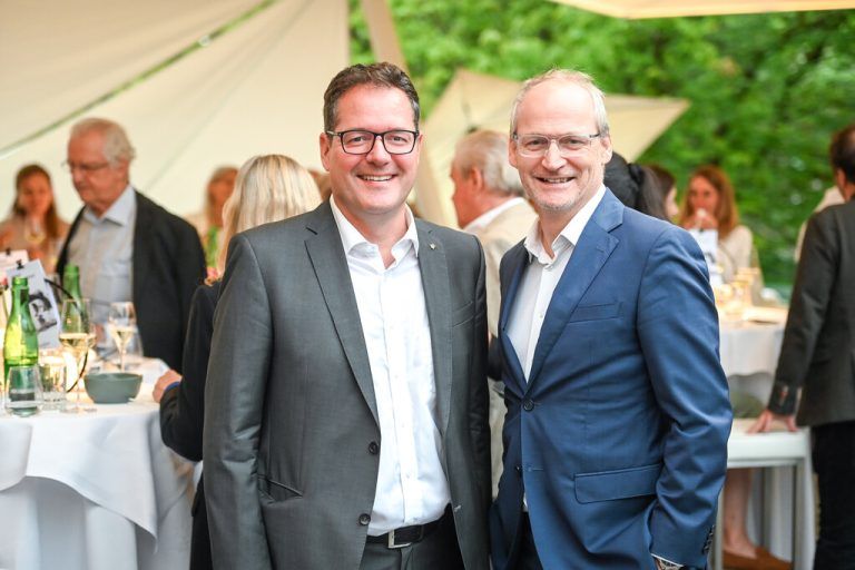 Martin Jäger mit Gerhard Vonach.