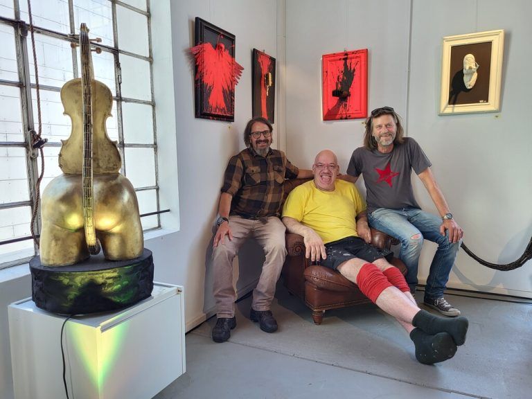 Ralf Isele, Manuel Lunardi und Thomas Anton Rauch im Krafthaus (v.l.).