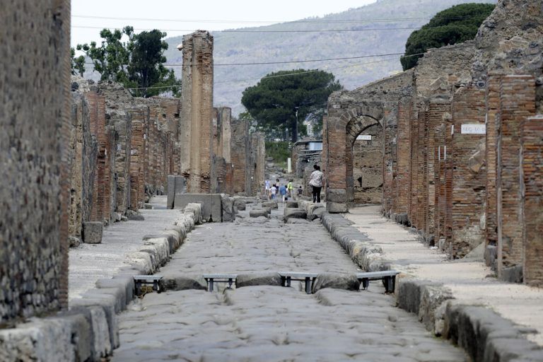 Ausgrabungen von Pompeji. ⇒AP