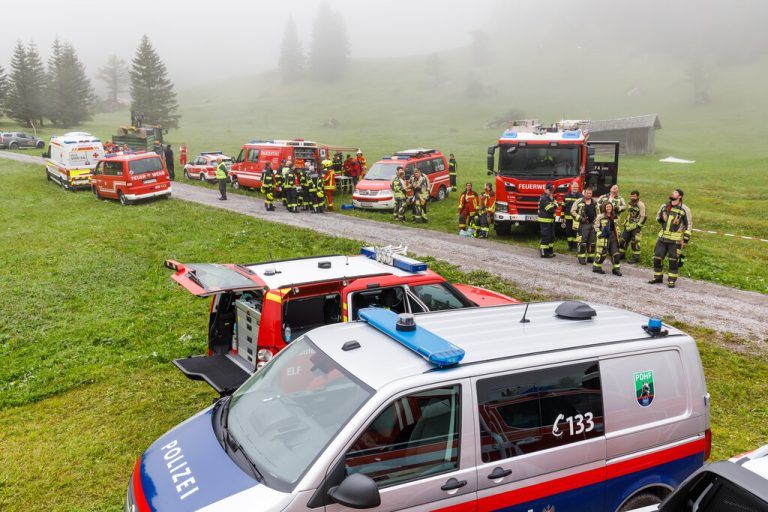 Die Einsatzkräfte mussten auf Unterstützung aus der Luft verzichten.⇒hofmeister (5)
