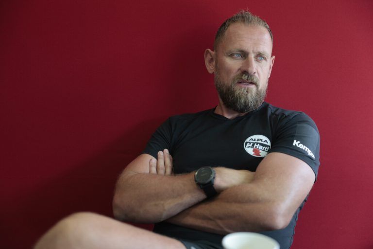 Ein relaxter Jónsson beim offenherzigen Sport-Talk. ⇒Klaus Hartinger