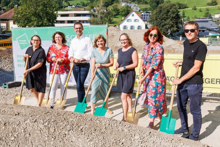 Gestern war der Spatenstich in Ludesch.⇒Land Vorarlberg/Bernd Hofmeister