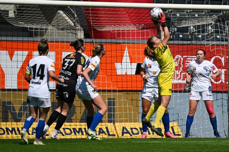 Heute beginnt für den SCR Altach und die Spielgemeinschaft FC Lustenau/FC Dornbirn die Bundesliga-Saison. ⇒GEPA/Lerch