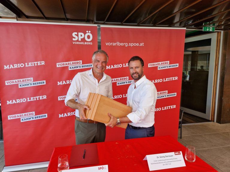 Mario Leiter (l.) empfing Georg Dornauer in Thüringen.⇒spö