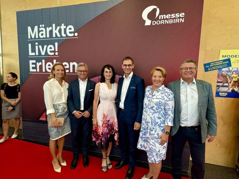Eva und Magnus Brunner, Sonja und Markus Wallner, Andrea und Wolfgang Kaufmann.Franz Lutz (7)