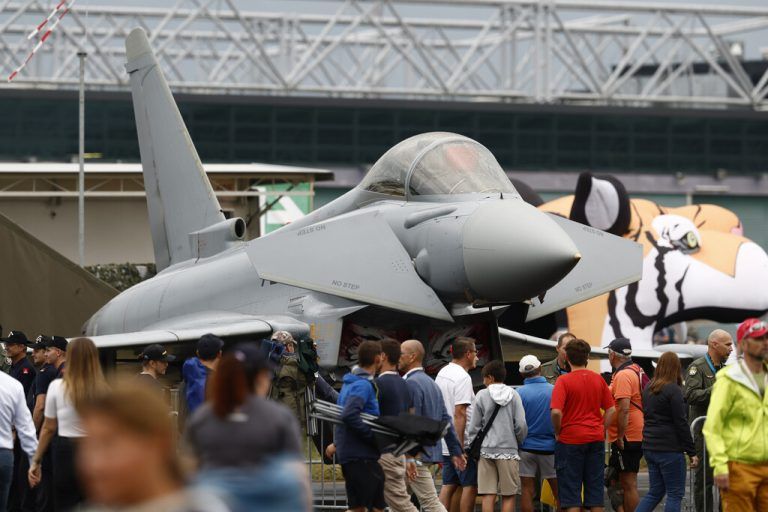 Großer Andrang an der Flugshow „Airpower 2024“. ⇒apa