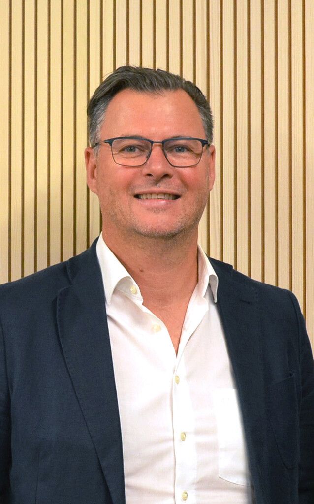 Jürgen Gehrmann im Vertrieb.⇒Tschabrun