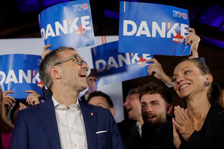 Viele Vorarlbergerinnen und Vorarlberger sind der Meinung, dass die FPÖ das Wahlergebnis auch den anderen Parteien zu verdanken hat.⇒⇒AFP, Hartinger