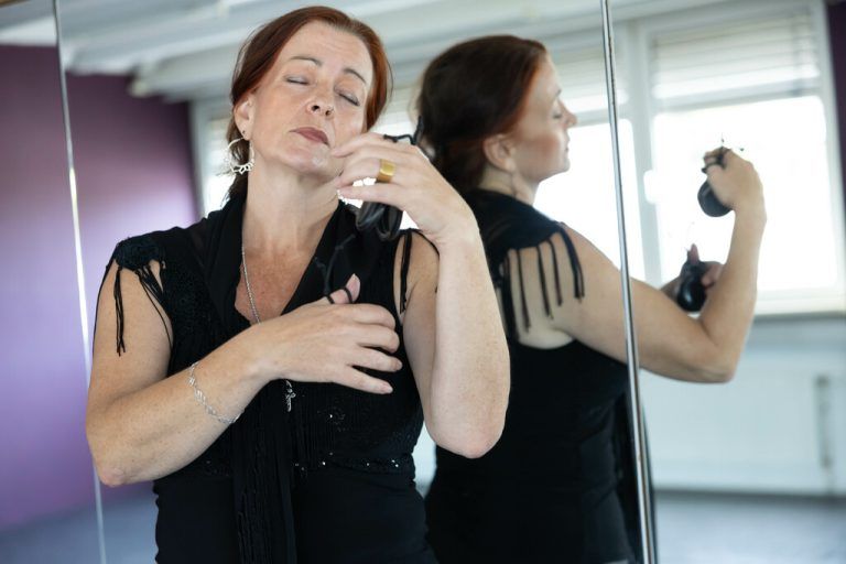 Ausdrucksstark: Rachel Bowman voll in ihrem Element, dem Flamencotanz.⇒klaus Hartinger (6)