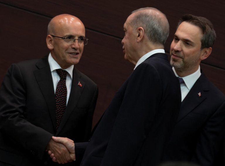 Der türkische Energieminister Alparslan Bayraktar. ⇒Reuters