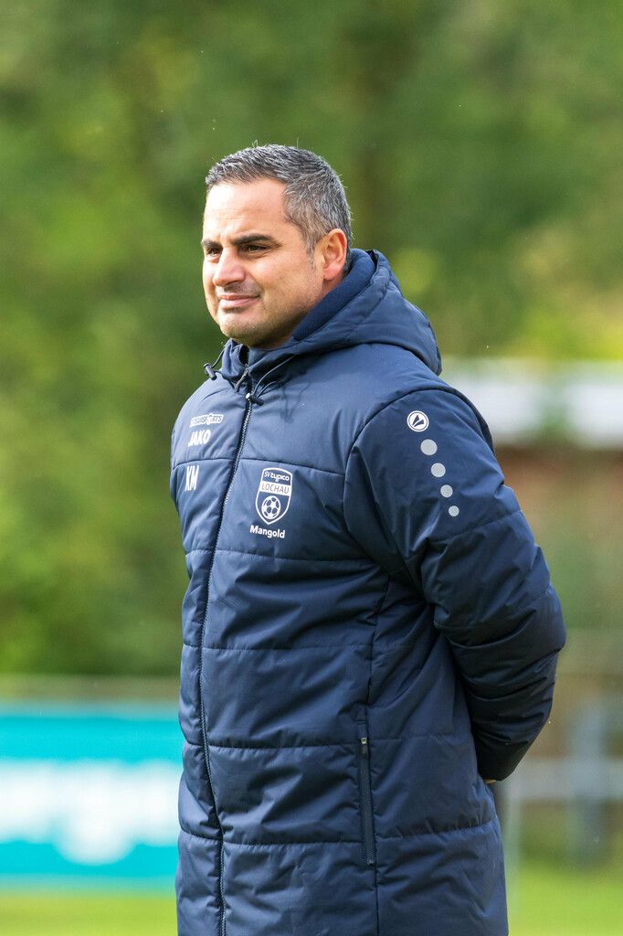 Dranbleiben heißt es für Trainer Aydin Akdeniz und den SV Lochau.