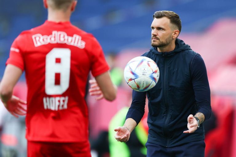 Fabio Ingolitsch sammelte erste Erfahrungen als Co-Trainer von Bo Svensson und Gerhard Struber beim FC Liefering⇒GEPA