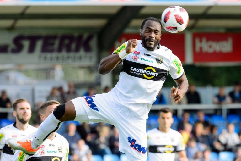 Luis Clement Ngwat-Mahop, hier noch als aktiver Spieler beim SCR Altach in einem Bundesliga-Spiel gegen den WAC im September 2018.⇒Stiplovsek (2)