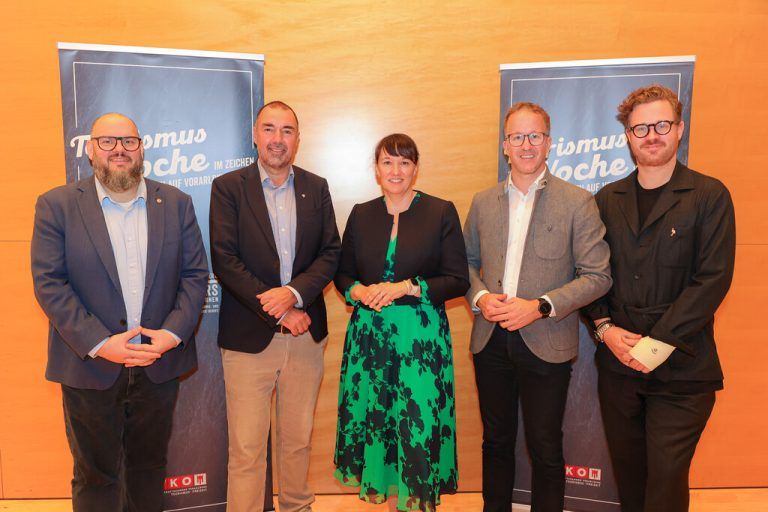 Mike P. Pansi, Markus Kegele, Kerstin Biedermann-Smith, Landesrat Christian Gantner und Prof. Dr. Maximilian Lude. ⇒WKV