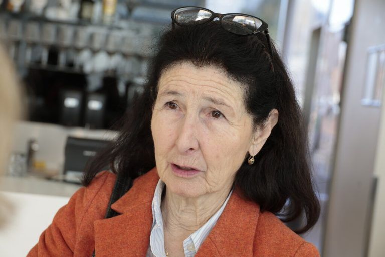 Barbara Maier im Gespräch mit der NEUE.⇒HARTINGER