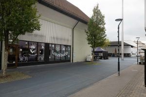 Was Köüöris bim Luschnouar Lausbuöb