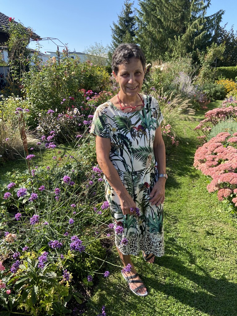 Hobbygärtnerin Marlies Platzer hat mit ihrem Garten den zweiten Hauptpreis gewonnen.