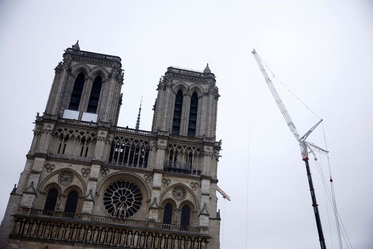 In drei Wochen wird die Kirche wieder eröffnet.⇒REUTERS/Sarah Meyssonnier
