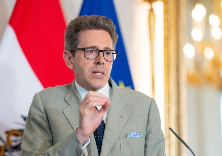 In Sorge um den Wirtschaftsstandort Öster­reich: WKÖ-Präsident Harald Mahrer.⇒APA/GEORG HOCHMUTH