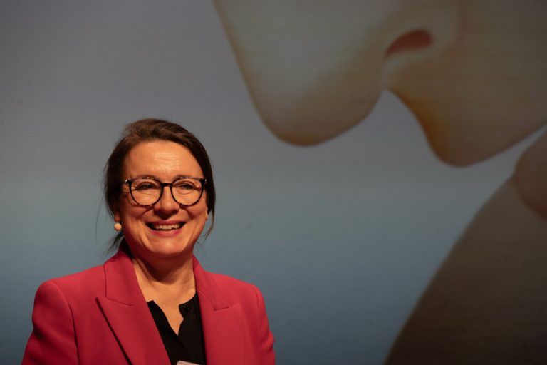 „La traviata“ wird die erste Seebühnen-Neuproduktion der Intendatin Paasikivi. ⇒hartinger