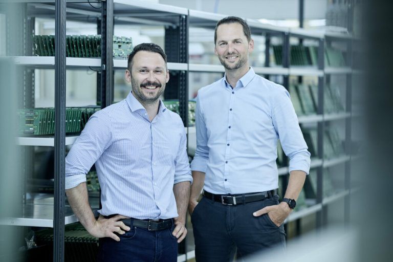 V.l.: Marc Alge und Alexander Amann denken, dass die Volatilität im Geschäft die neue Normalität werden könnte.⇒Marcel Hagen/Studio 22