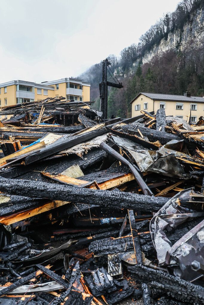 Beim Brand wurde das Altstoff-Sammelzentrum zerstört.⇒NEUE